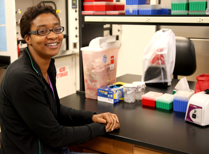Vanessa Ezenwa / Sharing Microbes